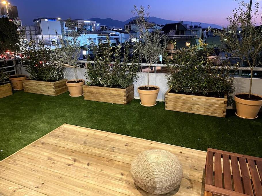 אתונה Spacious And Sunkissed 3Br & 2 Bathrooms Apartment מראה חיצוני תמונה